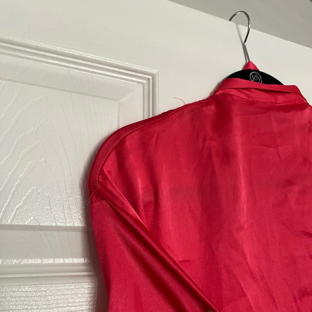 Victorias Secret Hot Pink Silky Robe - Picture 8 of 9